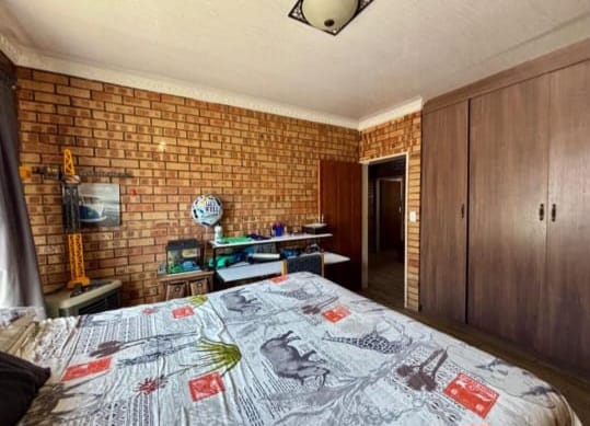 4 Bedroom Property for Sale in Hillcrest Northern Cape